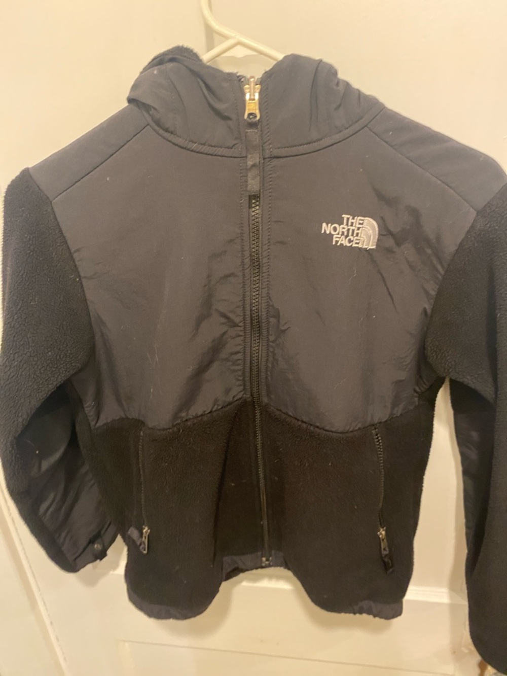 The North Face Kids Black Hooded Fleece Jacket 10/12